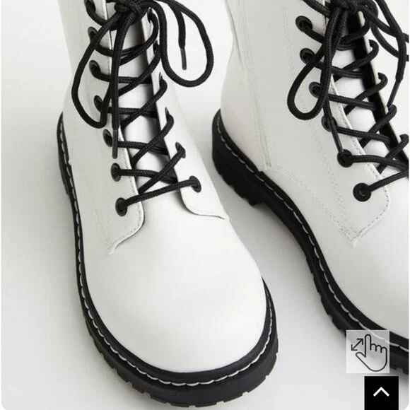 Torrid Size 10 "Stevie" White Chunky Combat Boot Black Sole & Black Laces NIB - Picture 2 of 14